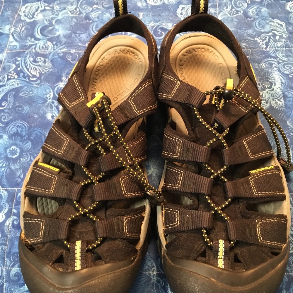 Black and Yellow Outdoor Sandals